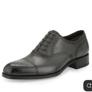 TOM FORD Leather Cap Toe Dress Shoes